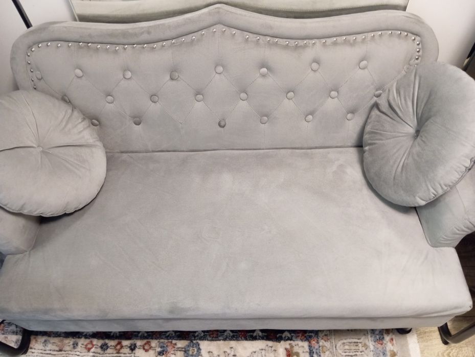 Nowa jasno Szara  Sofka-lawa