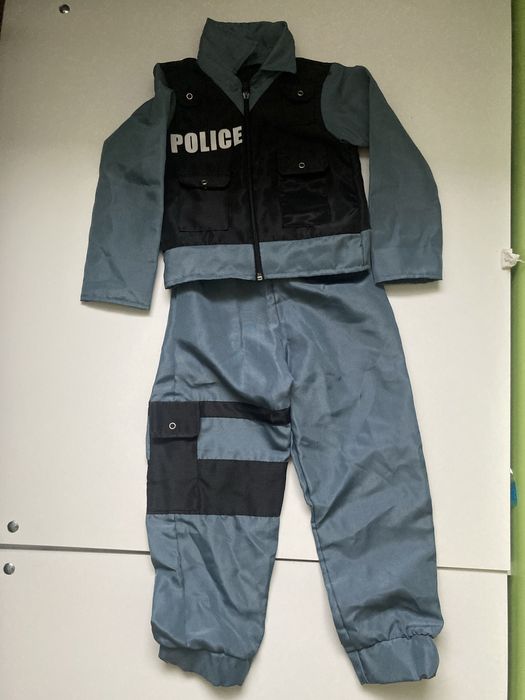 Strój Policjant 110