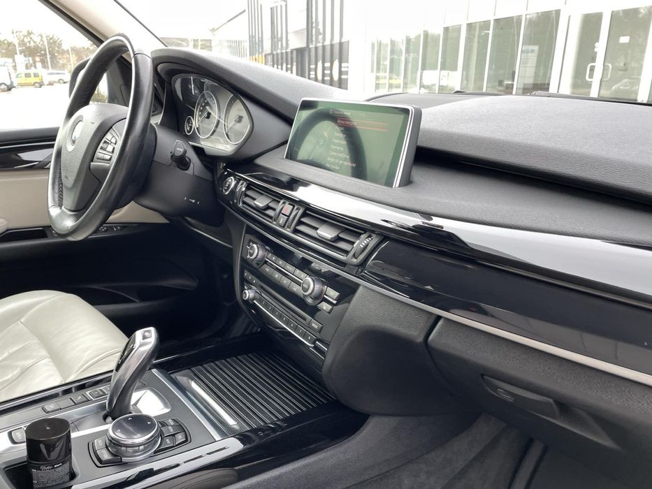 BMW  X 5  F 15  3.0дизель. твін турбо.