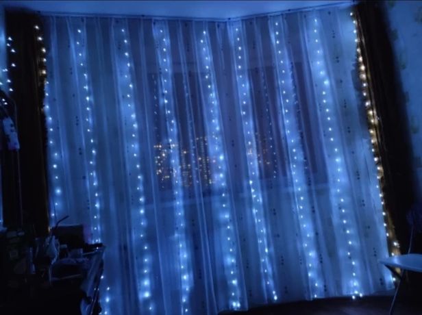 Продам шторы-гирлянды 3х2м 200 led лампочек