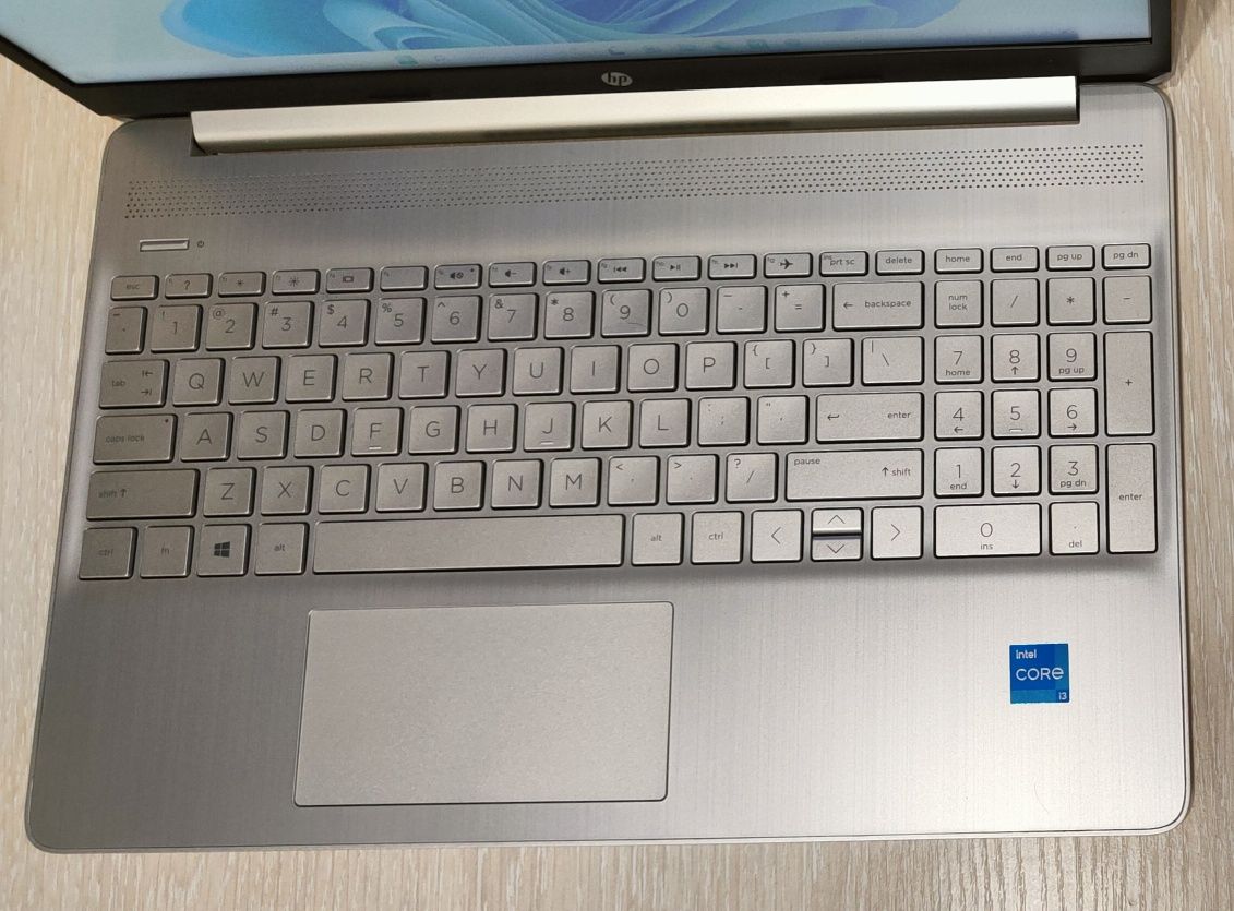 Ноутбук HP 15,6", Core i3-1115G4, 8GB DDR4, 256Gb SSD