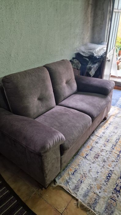 Sofa cinzento 2 lugares