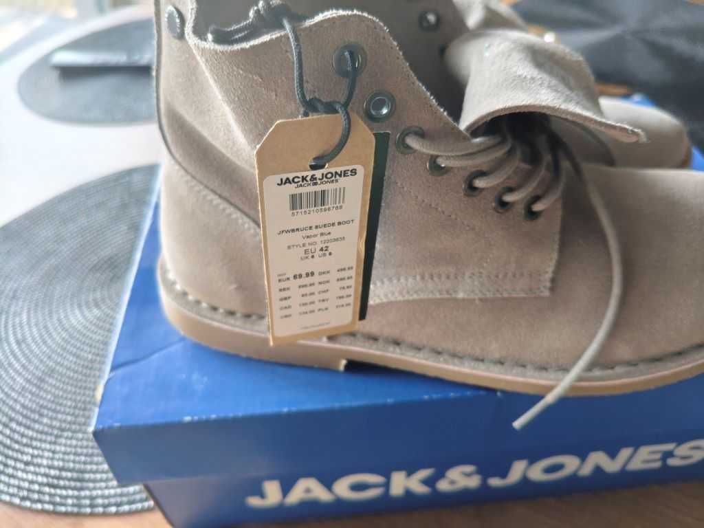 Buty męskie--Nowe--Jack and Jones roz.42, zamsz , beżowe.