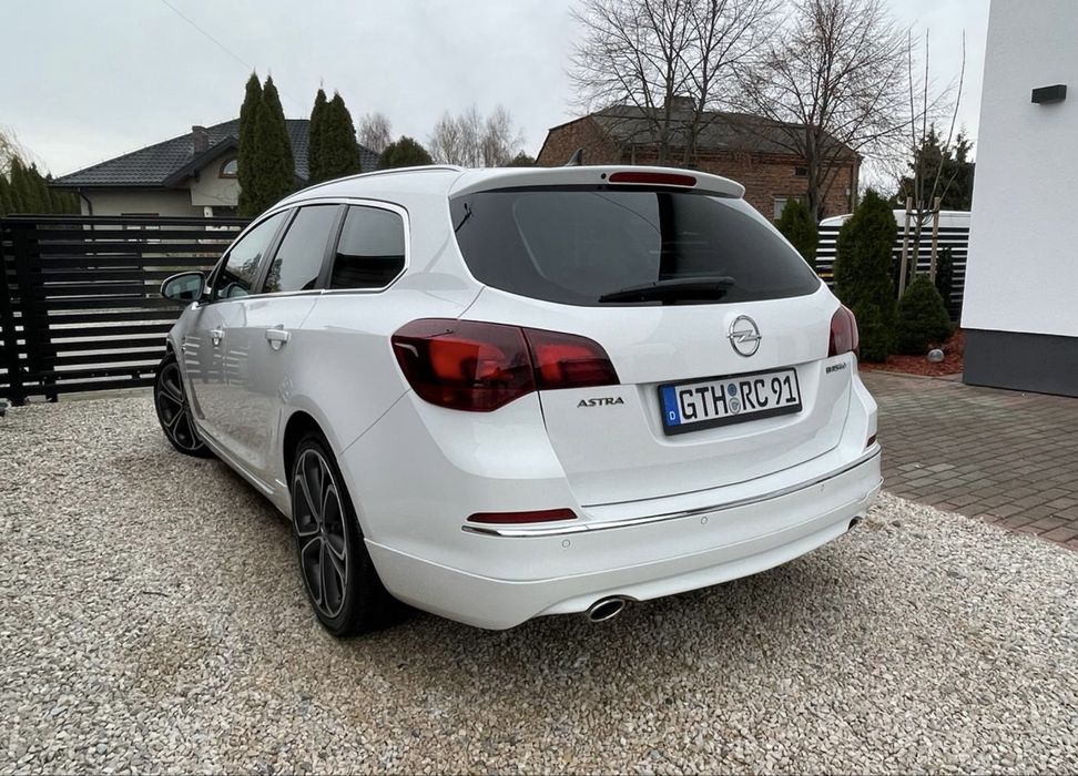 Opel Astra BiTURBO OPC 195 KM 2014 2.0 CDTi