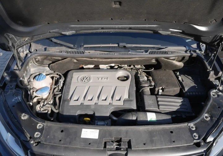 Volkswagen Touran 1.6 TDI DPF BlueMotion Technology DSG Highline
