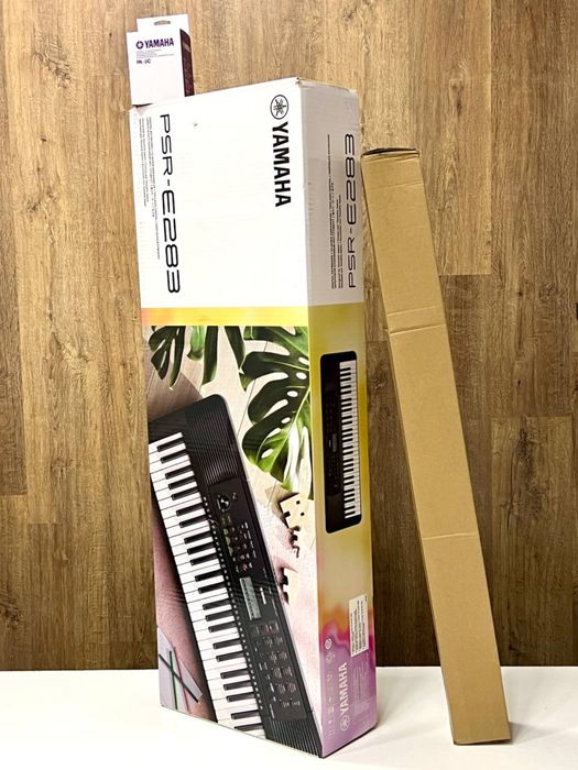 Синтезатор Yamaha PSR-E283 + стійка, блок живлення