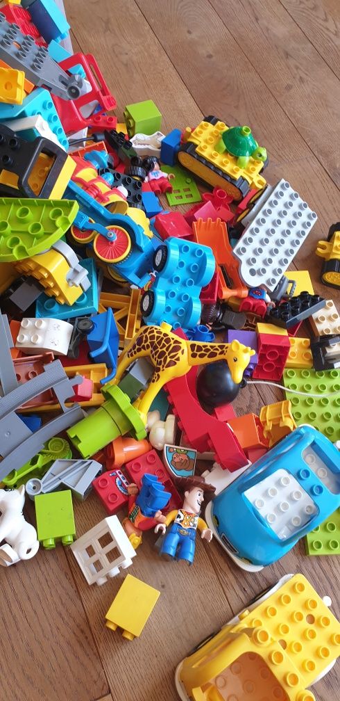 Lego Duplo mix zestawów ok. 3-4kg klocków
