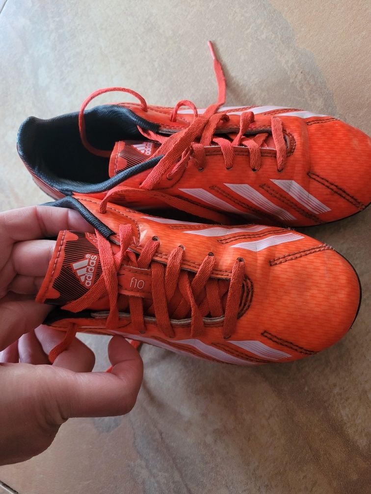 Бутси Adidas F10, оригінал 34р копочки
