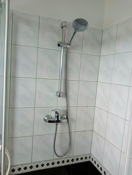Używana bateria prysznicowa