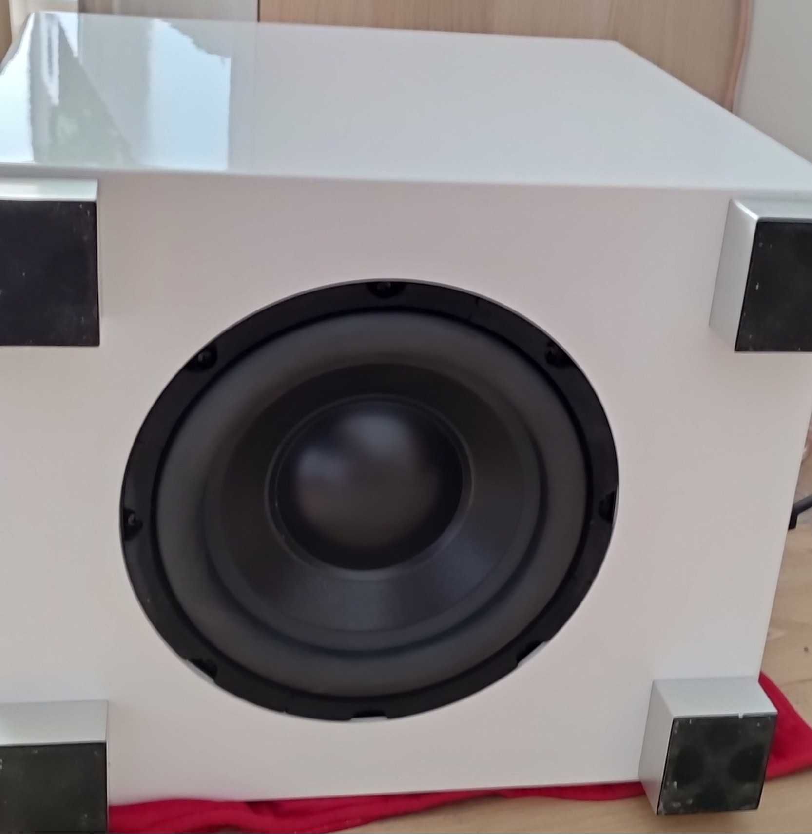 Subwoofer Quadral QUBE 8