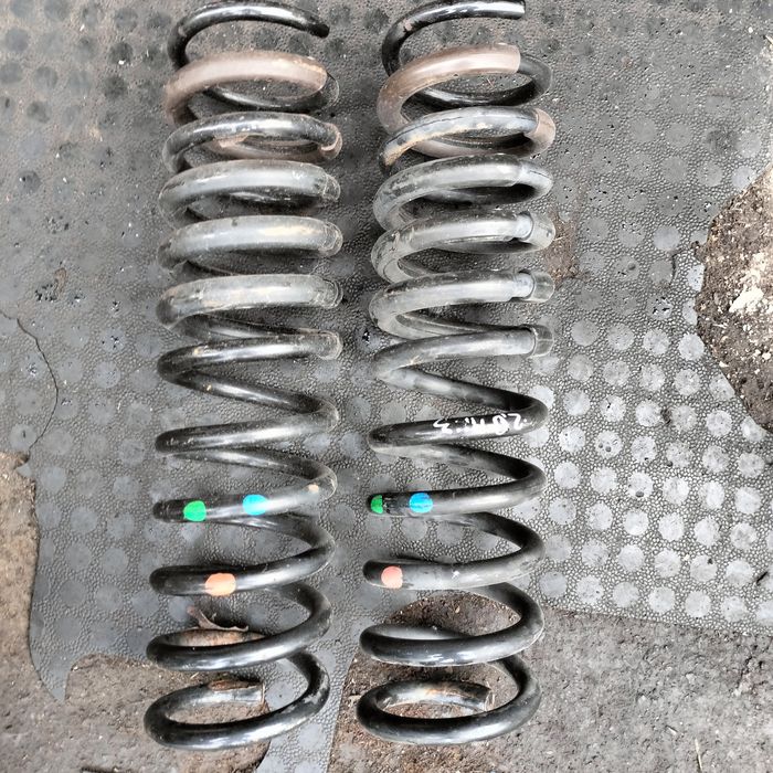 Форд фокус 3 Пружина