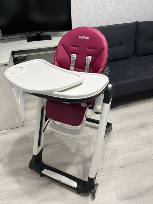 Стільчик для годування Peg Perego follow me