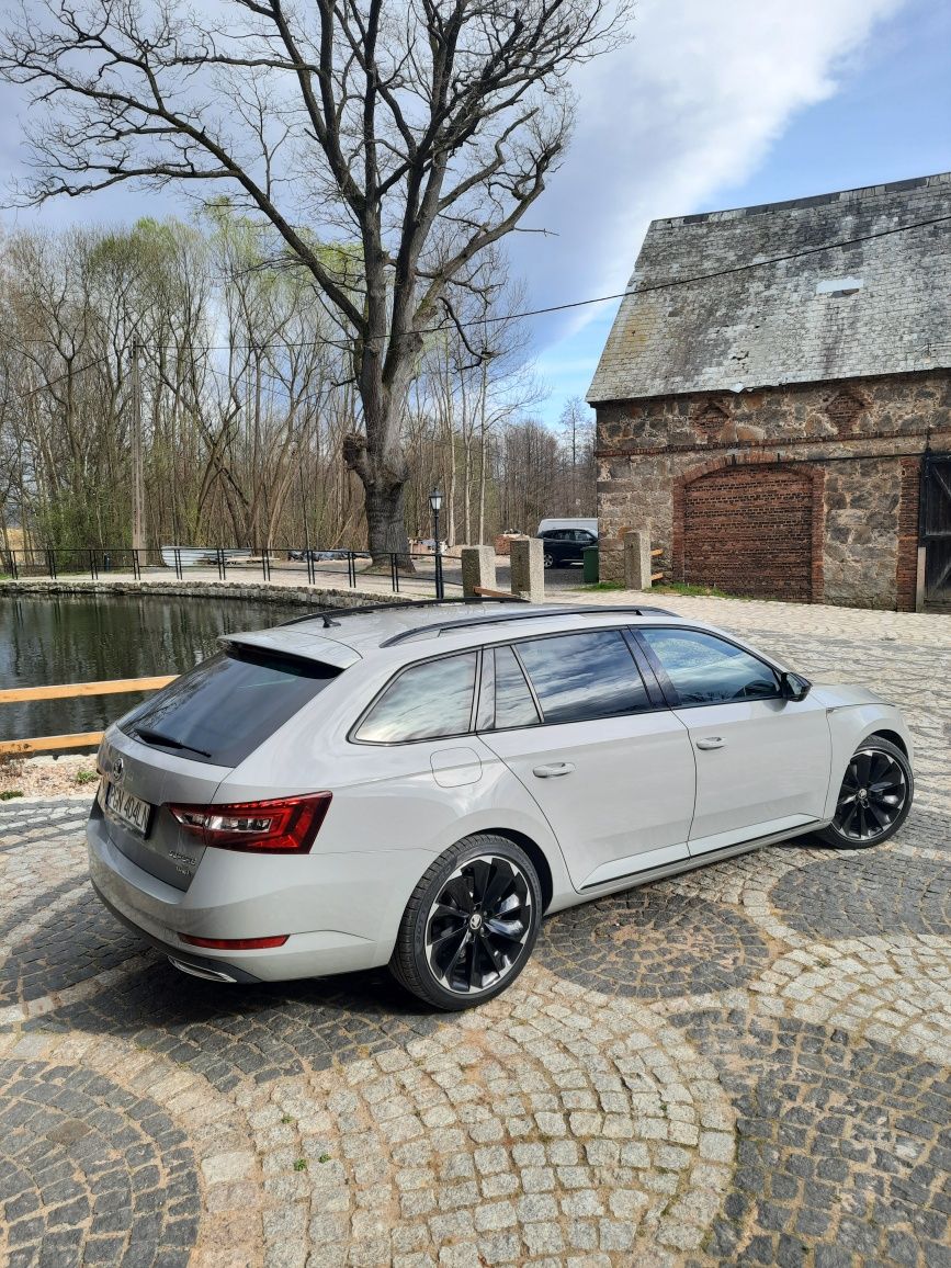 Skoda Superb Sportline 4x4 Kombi