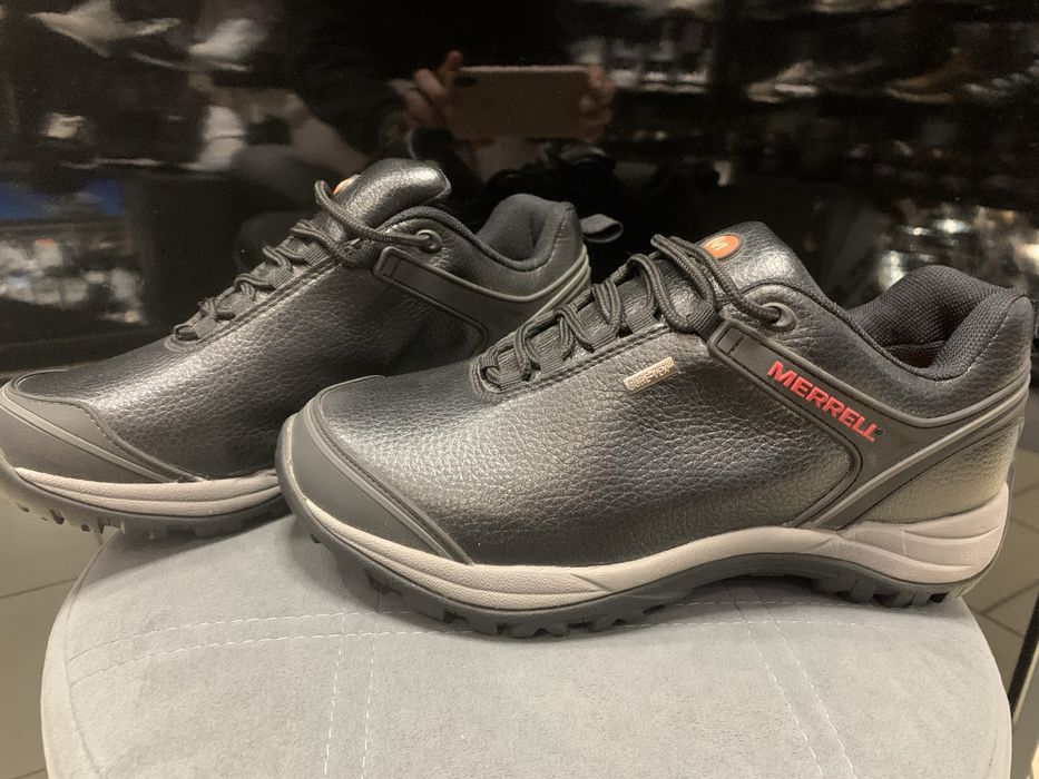 чоловічі кросівки Merrell