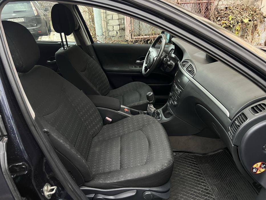 Renault Laguna авто, машина для ЗСУ