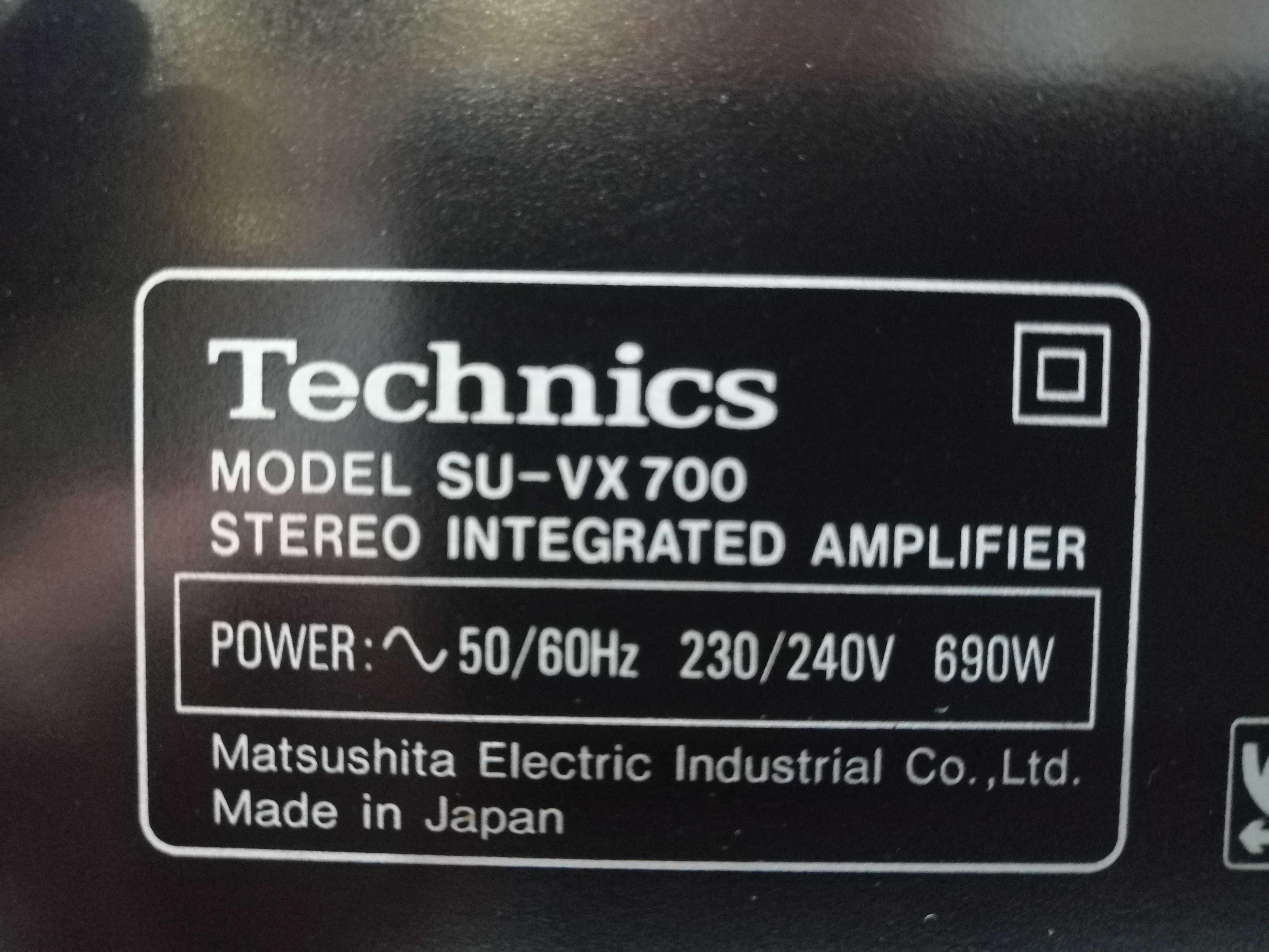 Wzmacniacz  Technics SU-VX700