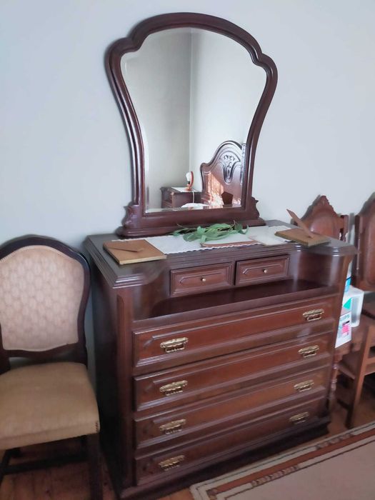 Vendo móveis de casa em bom estado