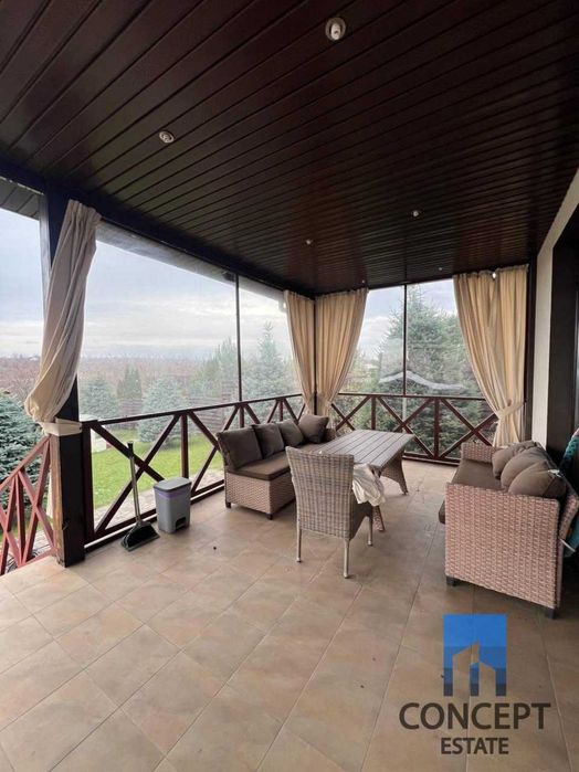 Продам дом с бассейном в Новоалександровке. Кристальный!