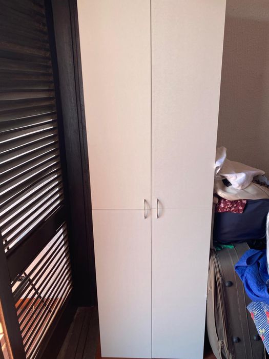 Vendo Armário arrumação 60x32x190cm