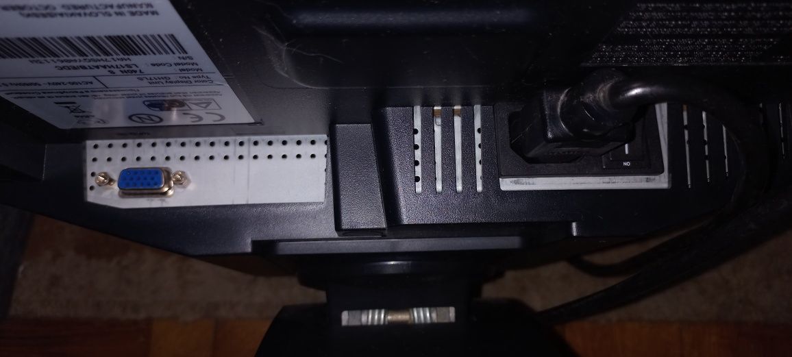Монитор Samsung 740 S
