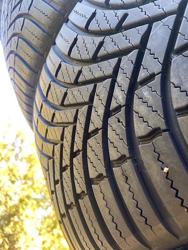 225/40/18 Firestone MultiSeason_6,6mm_4szt_(385)