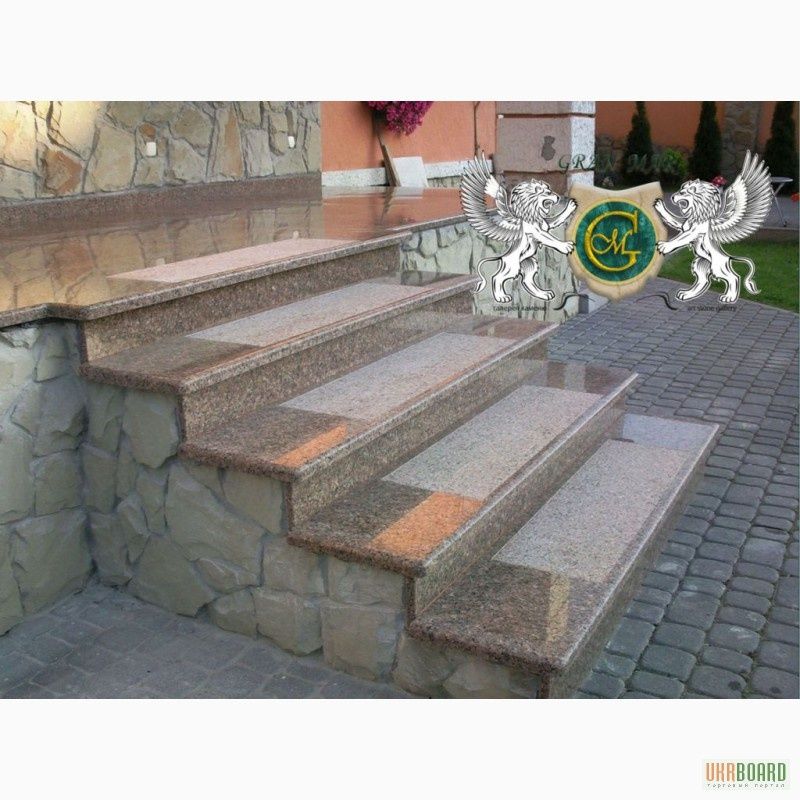 Сходи з каменю. Граніт