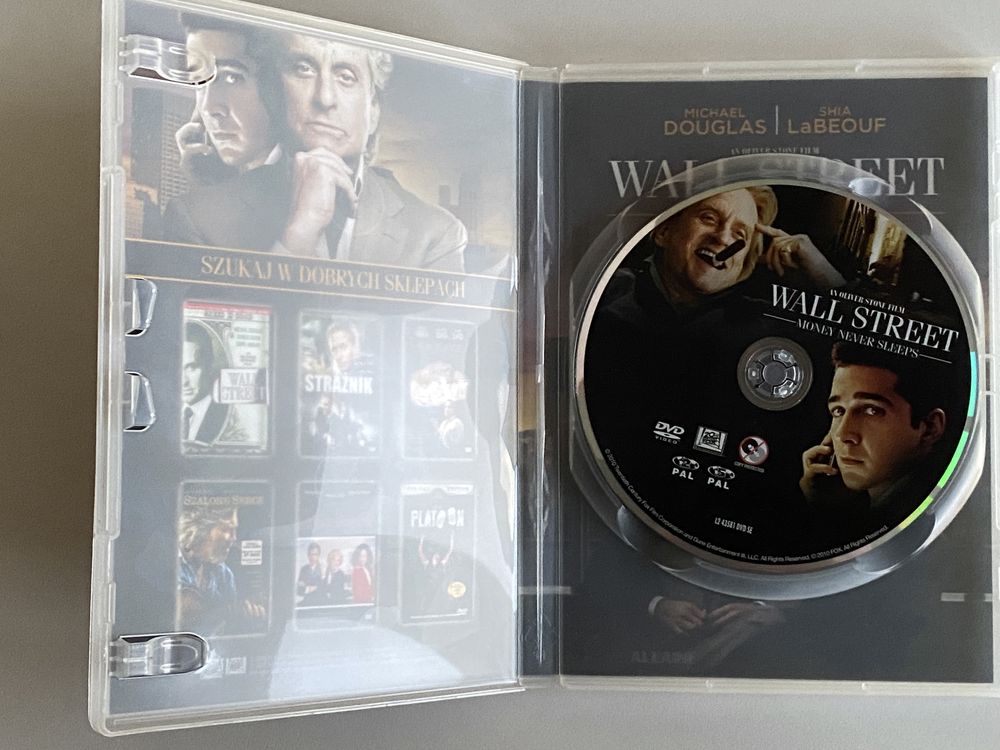 Wall Street Pieniądz nie śpi DVD