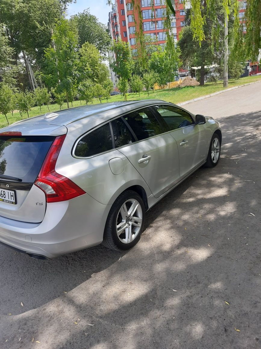 Volvo V60 Premier T5 2014 Aвтомат Шкіра Клімат Обмін