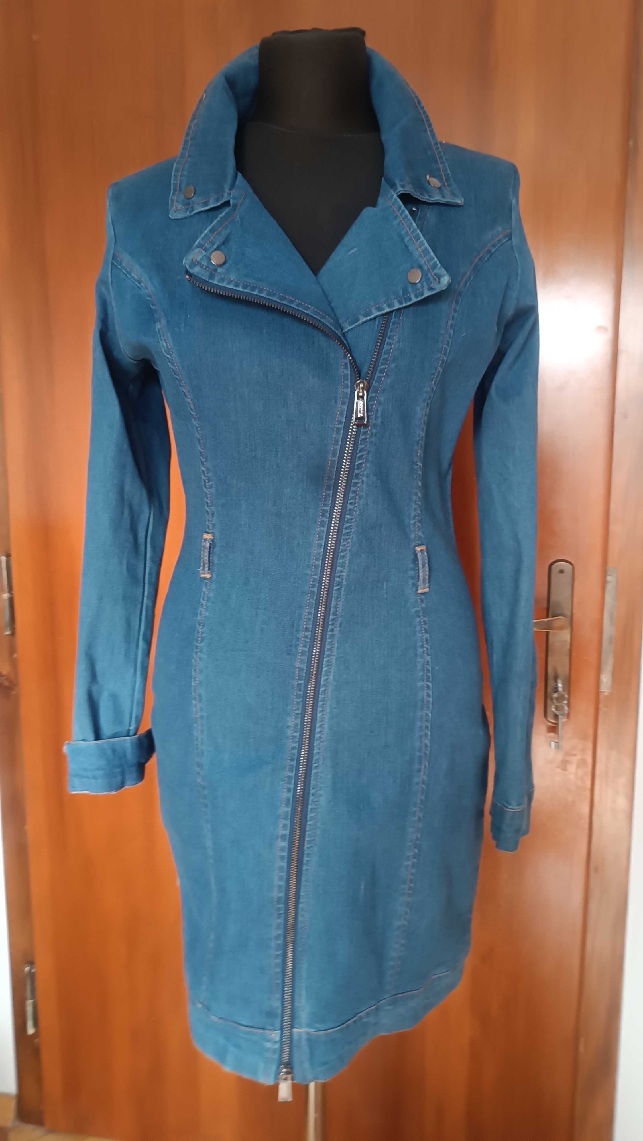 Sukienka jeansowa GUESS