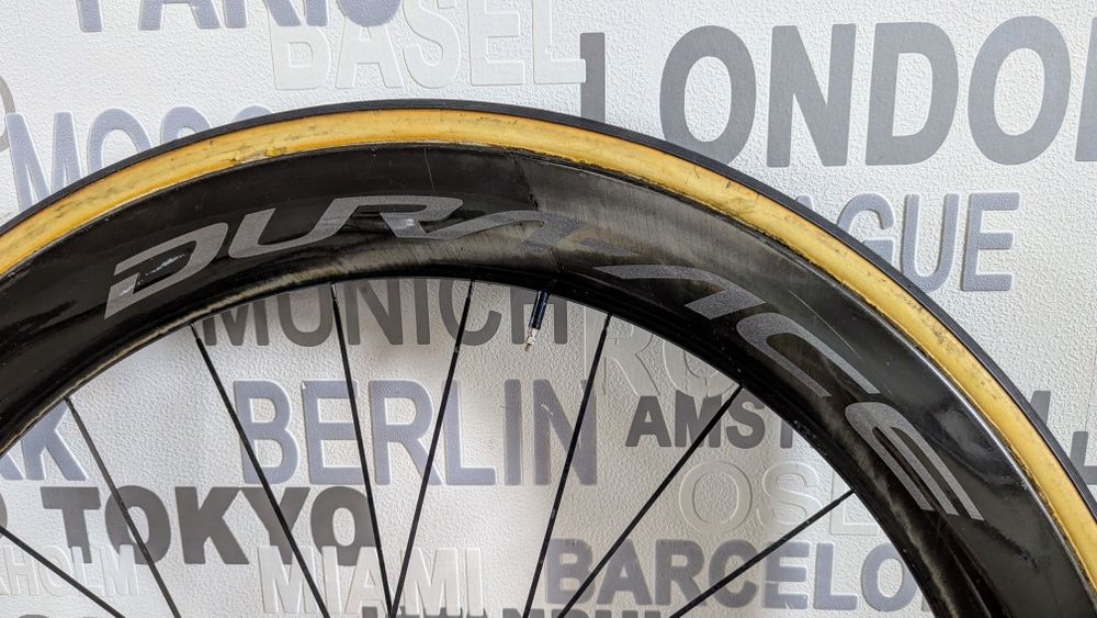 Koła Shimano Dura-Ace Carbon stożek 50mm pod tarcze-szytki Vittoria