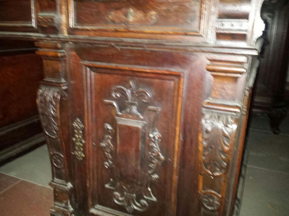 Biurko stare rzeźbione