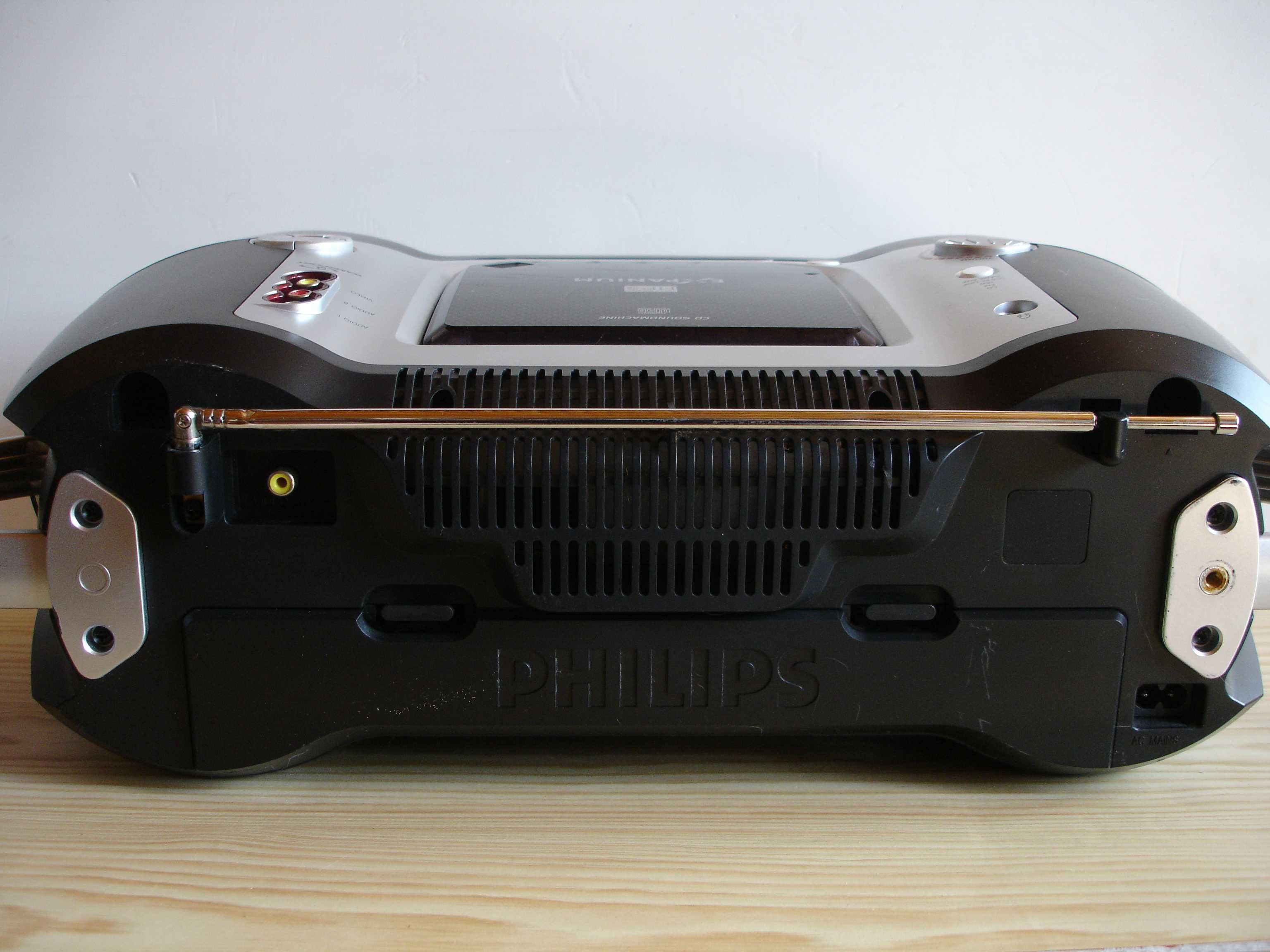 Radiomagnetofon PHILIPS AZ-2537 +PILOT