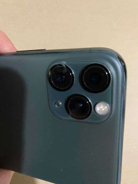 Продам Apple iPhone 11 Pro Max 64GB Green Neverlock ідеал 78% батарея