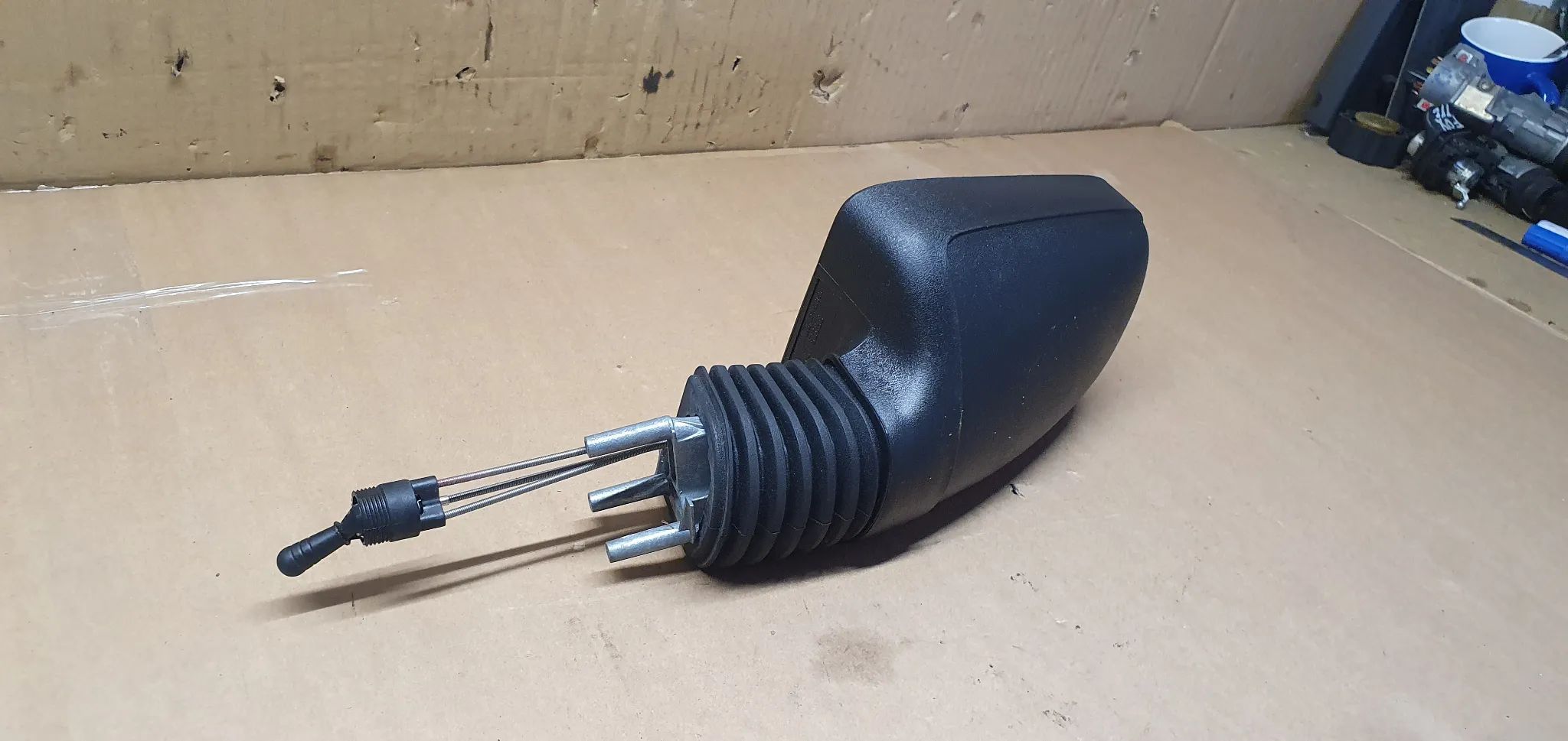 Lusterko zewnętrzne lewe manualne Nowe Peugeot 405 Europa