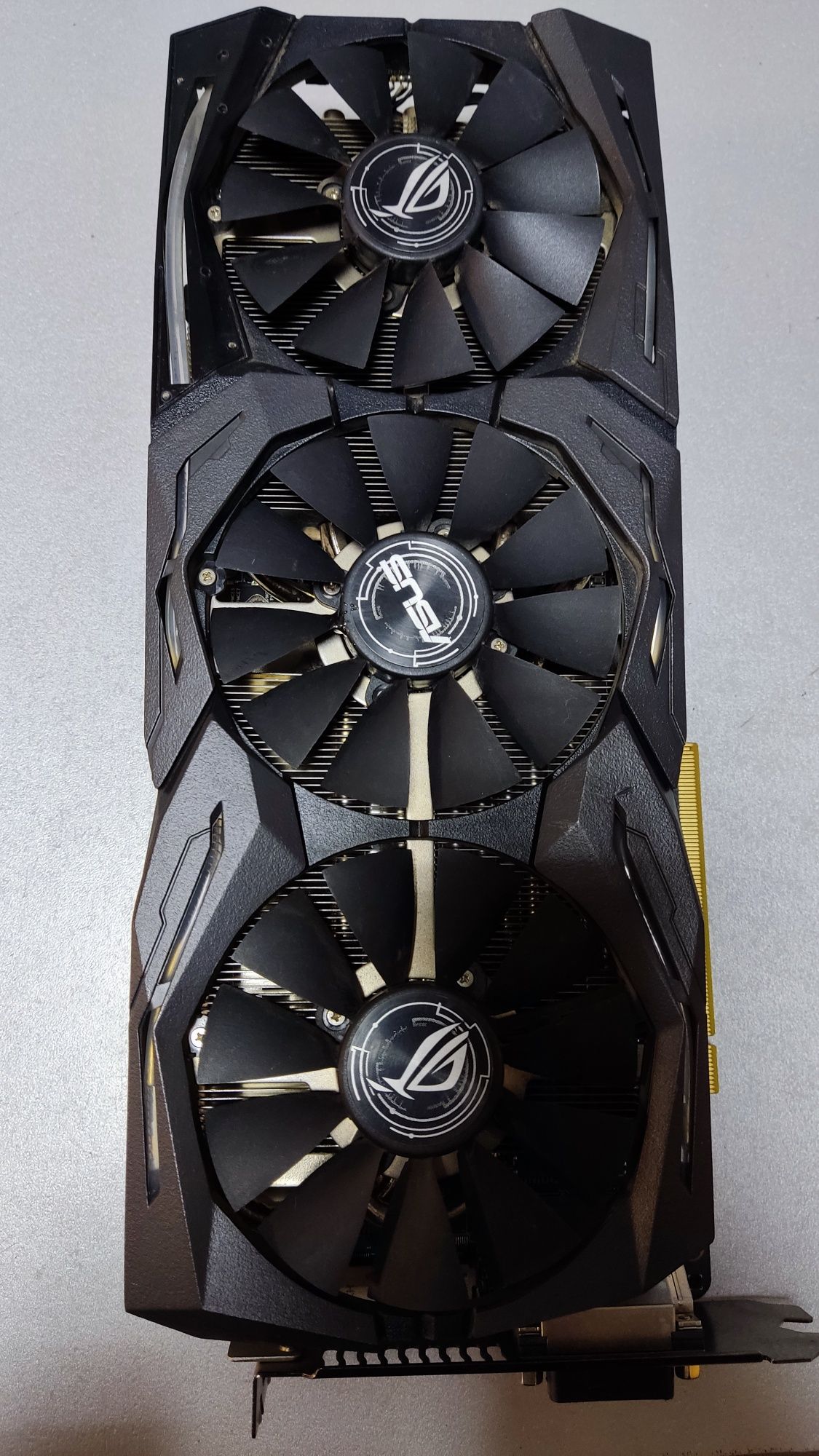 Відеокарта nVIDIA GTX1070Ti Asus Rog Strix Gaming 8Gb 256bit GDDR5 (RO