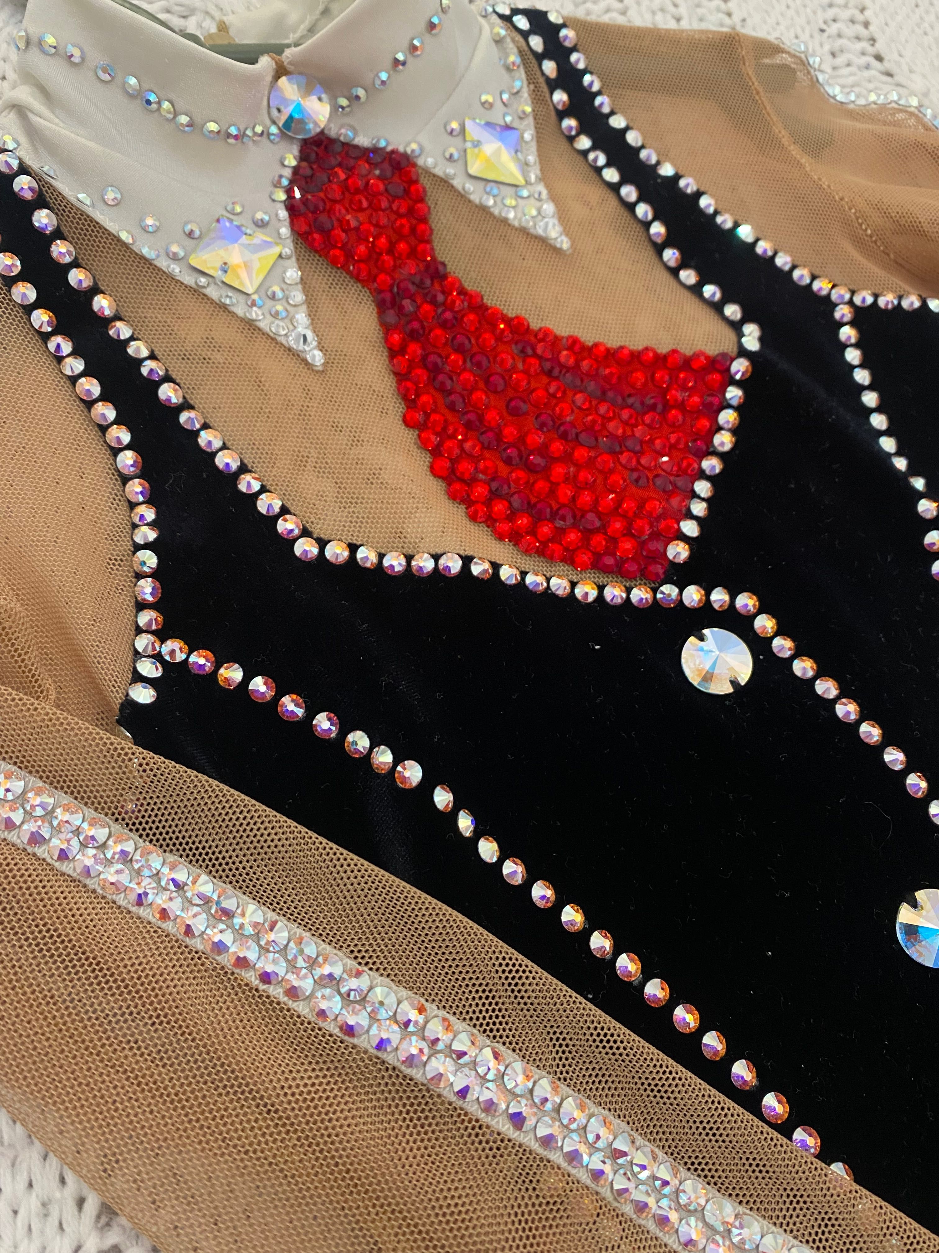 Strój startowy do gimnastyki artystycznej *SWAROVSKI*, cena 799 zł
