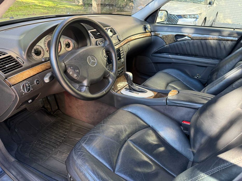 Mercedes E 220 CDI Avantgard Nacional 04