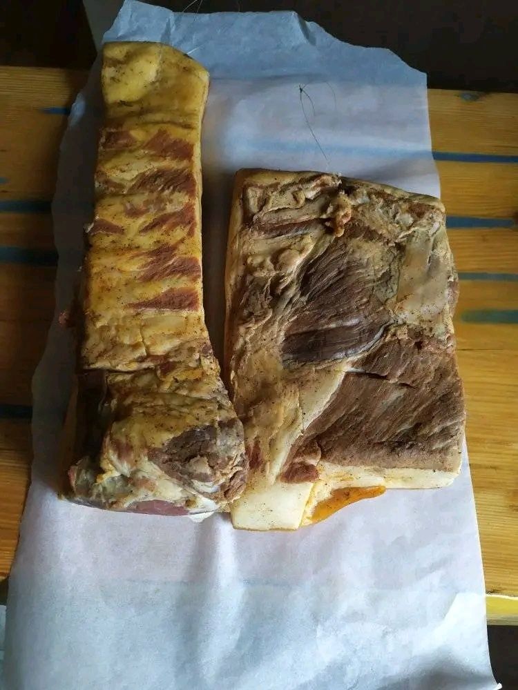 Крафтове м'ясо холодного копчення