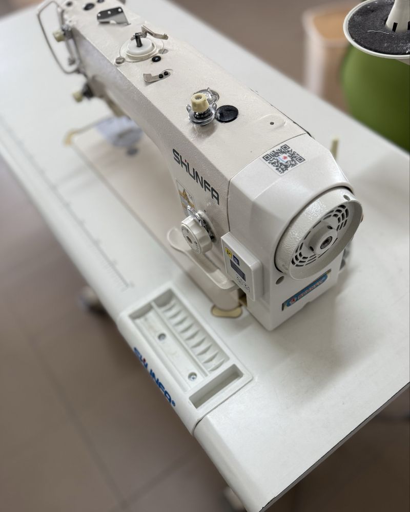 Машинка швейна SHUNFA SF8700D