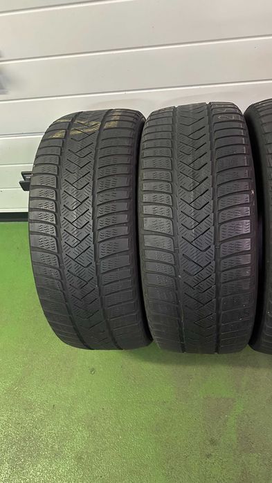 Komplet 245 45 R19 102V Pirelli WinterSottozero3 bieżnik 2x4,7mm 2x4mm