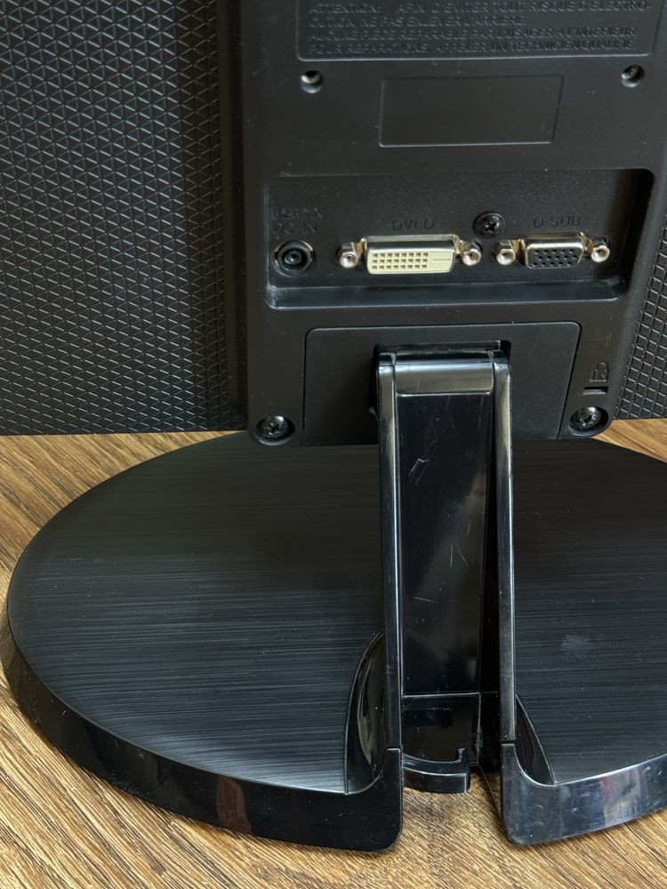 Монитор LG22M38D-B