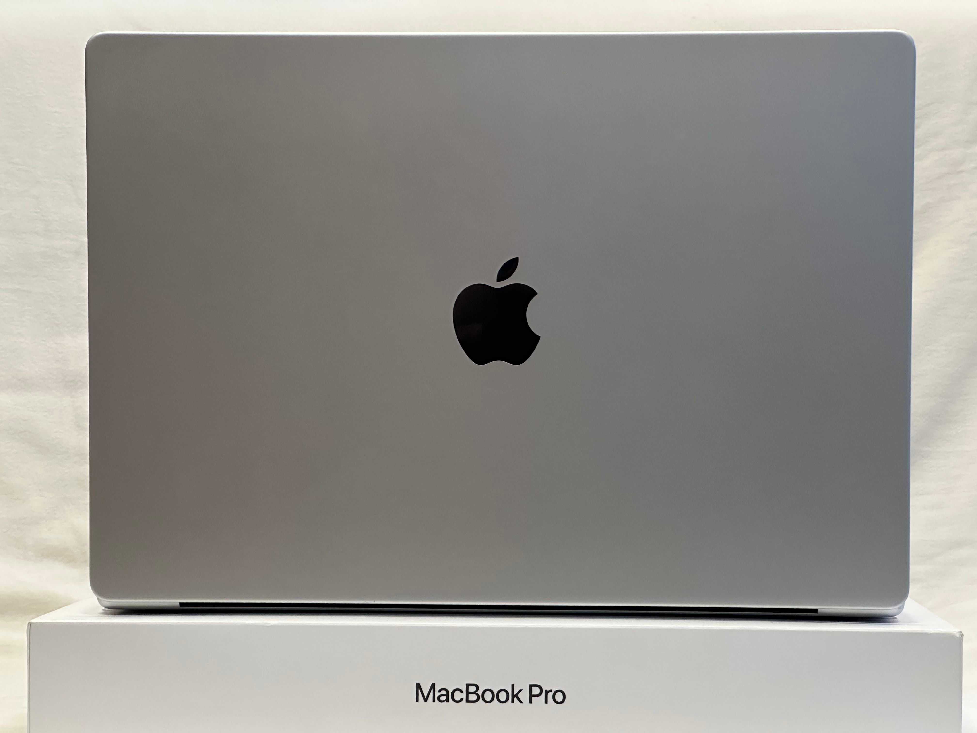 MacBook Pro 16.2”. 2021 M1 MAX-32core, 32RAM/1Tb SSD , Silver