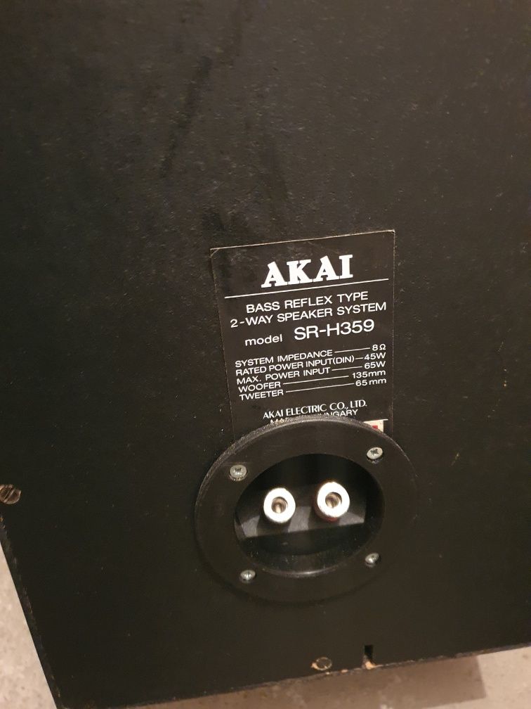 Kolumny głośnikowe akai SR-H359