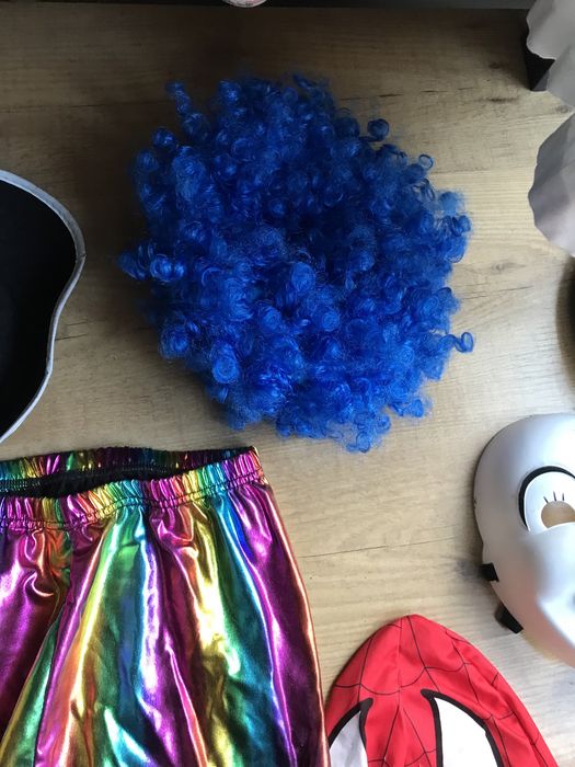 Roupas e acessorios de carnaval e halloween