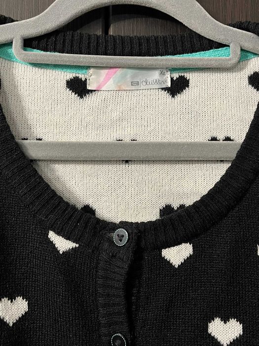 Czarny kardigan w serduszka Cropp XL walentynki