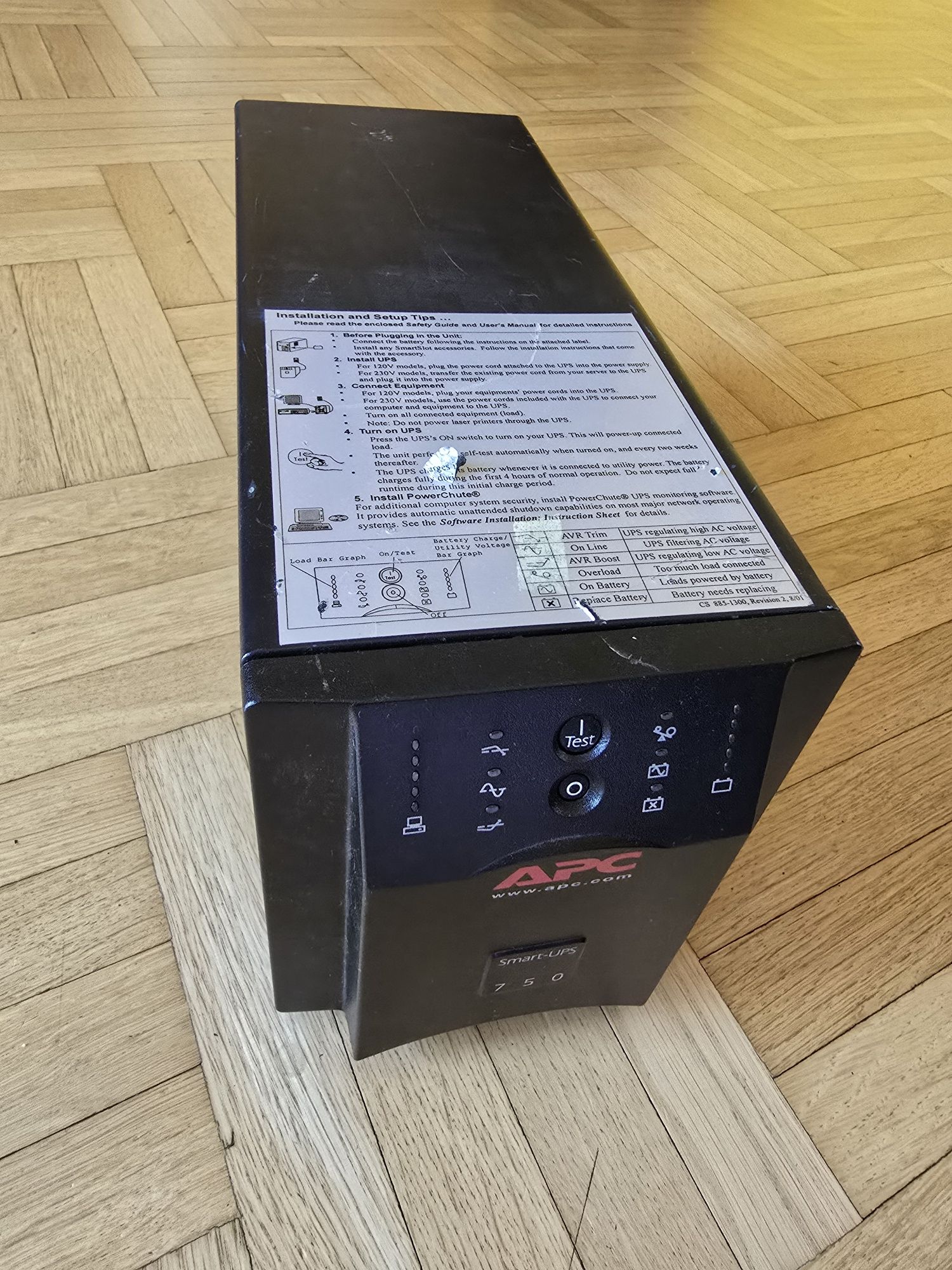 Zasilacz APC Smart-UPS 750