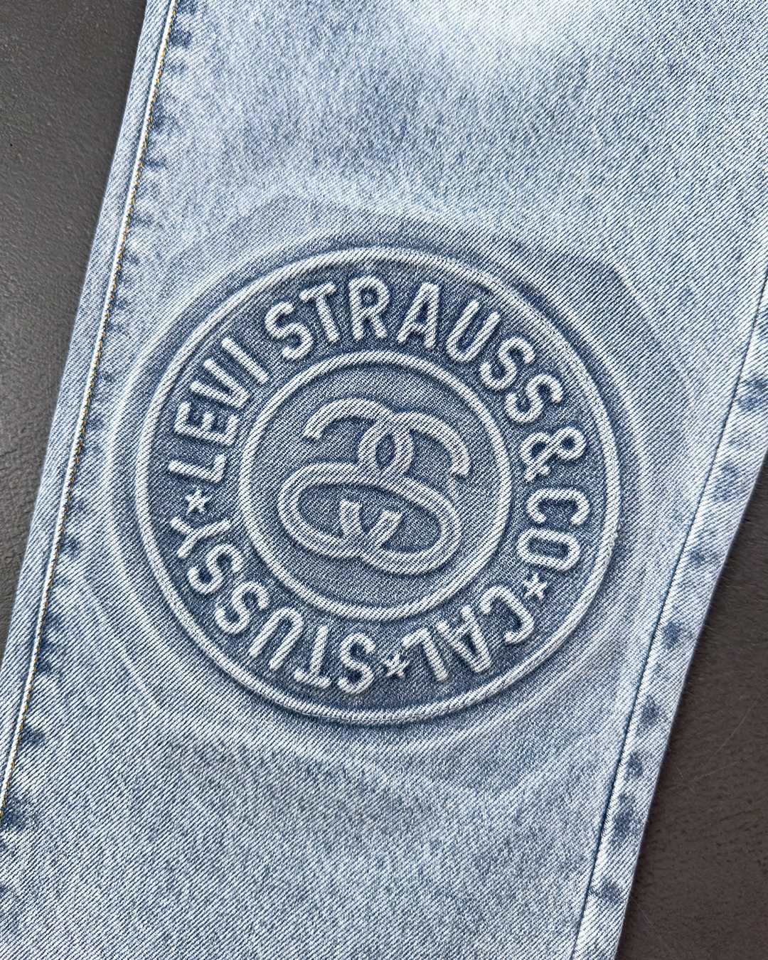 Джинси STUSSY & Levi's Embossed 501 Jeans