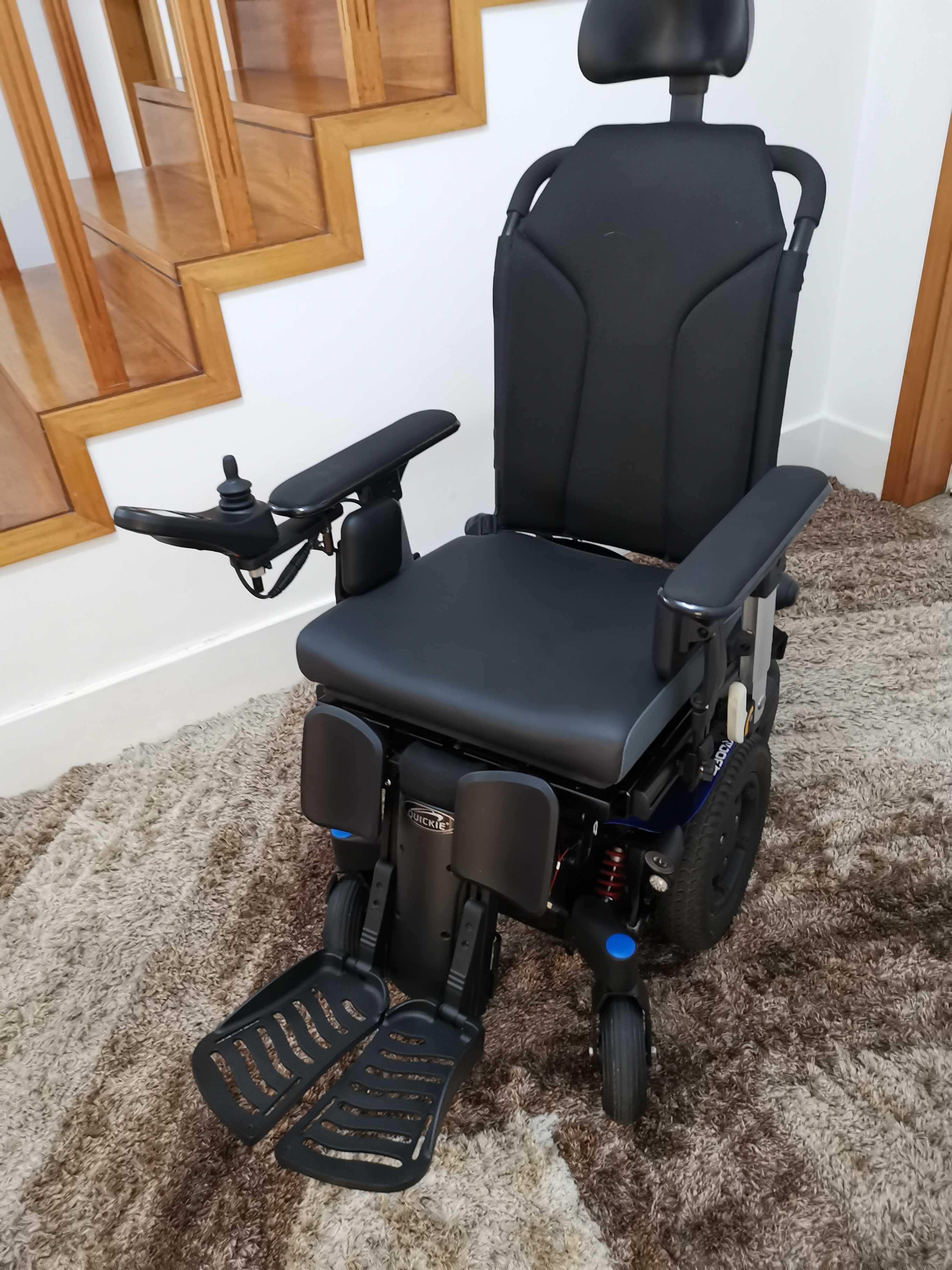 Cadeira de rodas elétrica Quickie Q300 M Mini SUNRISE