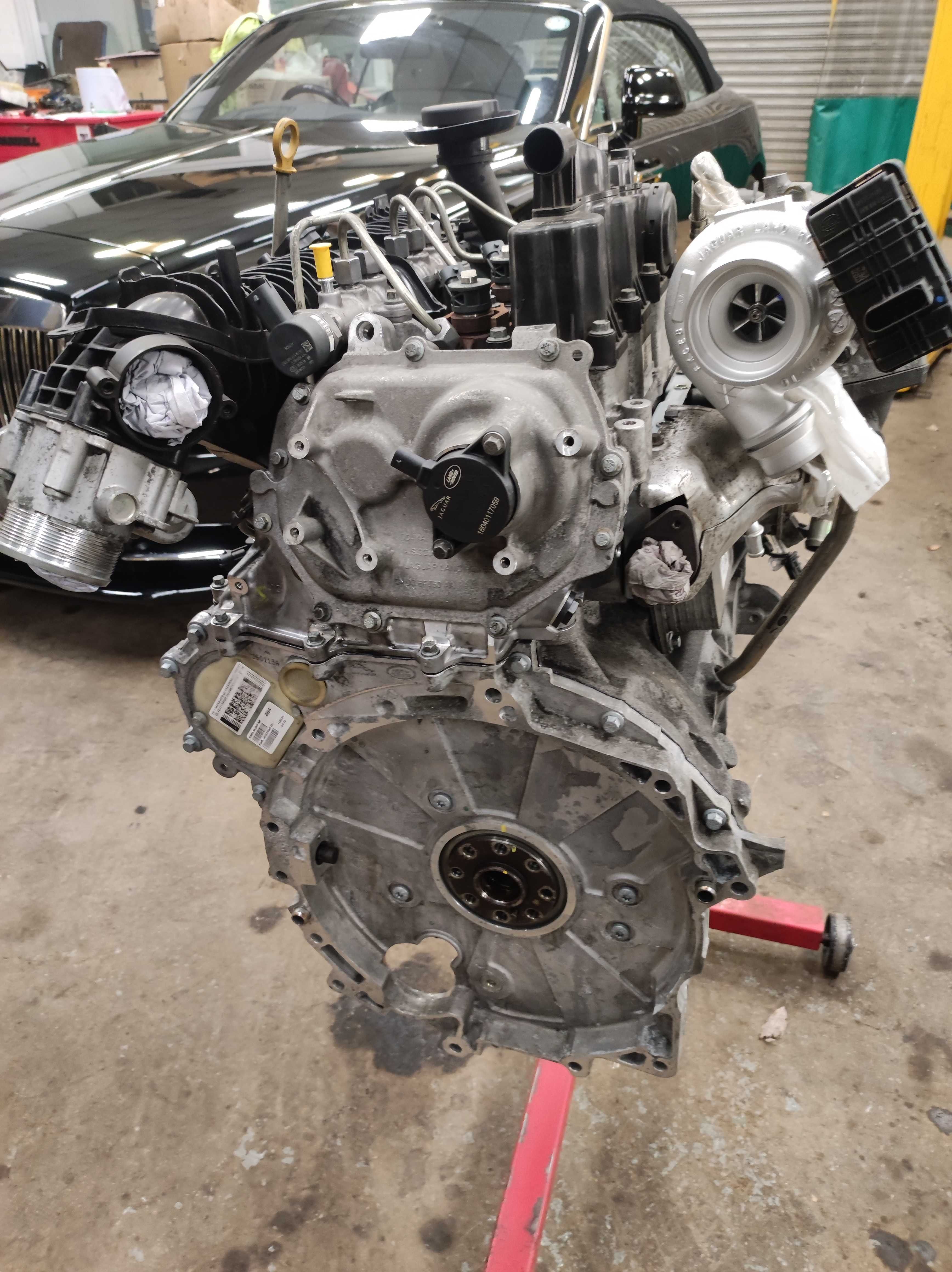 Regeneracja odbudowa silnika Jaguar, Range Rover 204DTD.  2.0 Ingenium