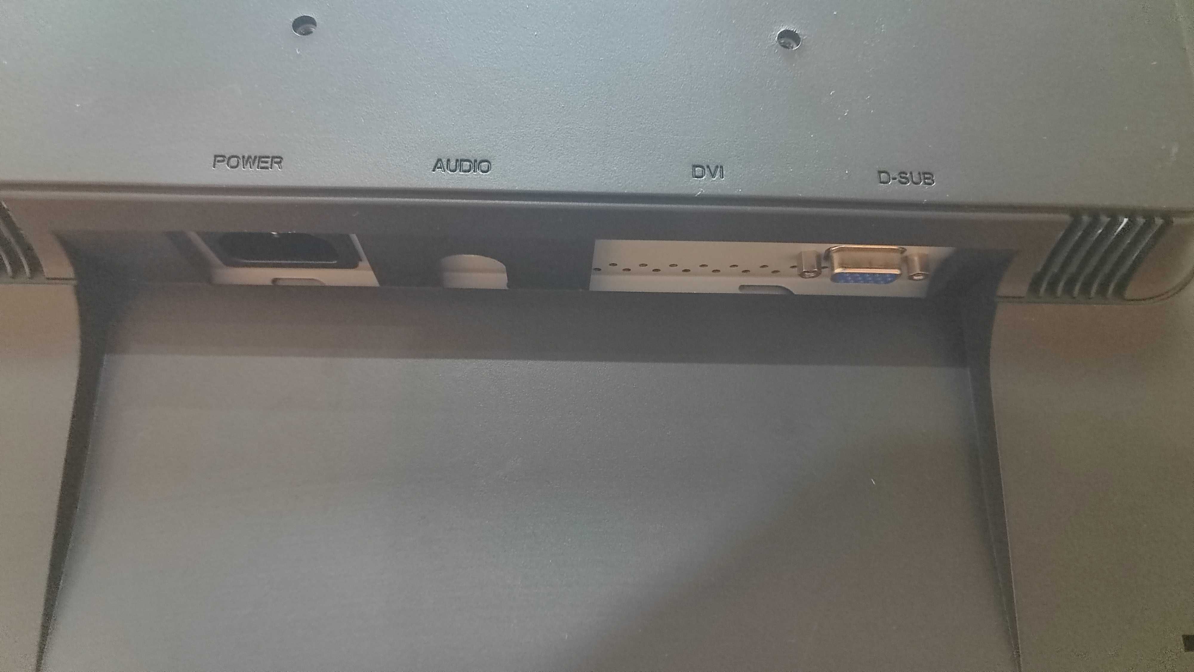 Monitor AGM A19-S model LE1915